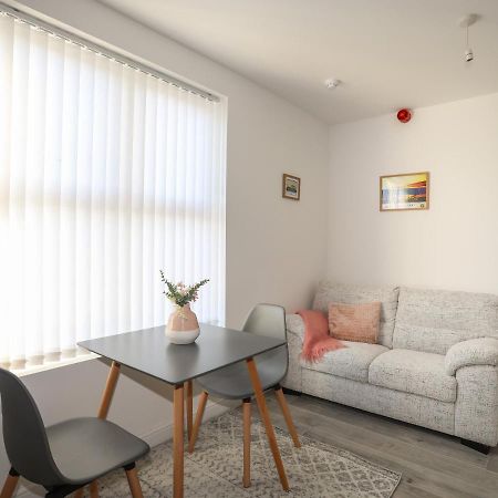 Port Apartment 1 Holyhead Exterior foto